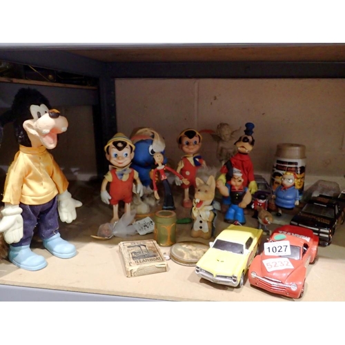 1027 - Shelf of classic Disney toys to include Pinocchio, Popeye and others. Not available for in-house P&P