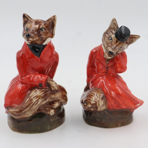 182 - Pair of anthropomorphic Staffordshire foxes, H: 20 cm, no chips or cracks. UK P&P Group 2 (£20+VAT f... 