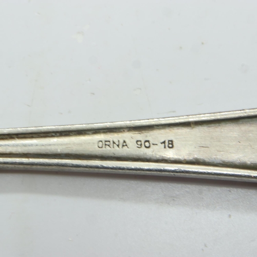 118 - A quantity of mixed white metal flatware, most bearing Continental marks. UK P&P Group 1 (£16+VAT fo... 