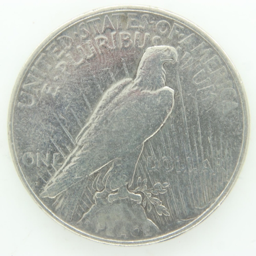 148 - 1922 American silver Peace dollar. UK P&P Group 0 (£6+VAT for the first lot and £1+VAT for subsequen... 