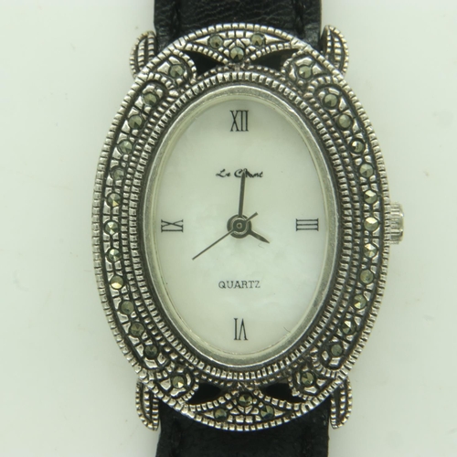 94 - LE CHAT: ladies silver cased wristwatch, with pearlescent oval dial, requires battery. UK P&P Group ... 