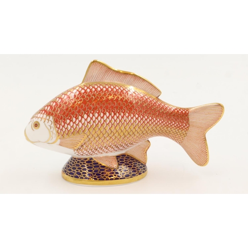 192 - Royal Crown Derby koi-carp, seconds quality, no cracks or chips, L: 18 cm. UK P&P Group 1 (£16+VAT f... 