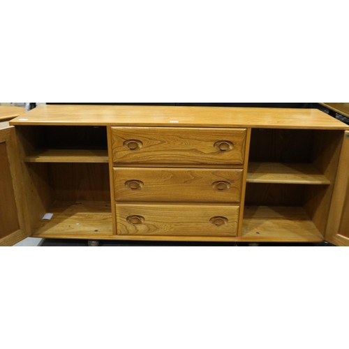 2122 - Ercol Blonde elm sideboard, of three drawers flanked by two single cupboards, 156 x 49 x 69 cm H. No... 