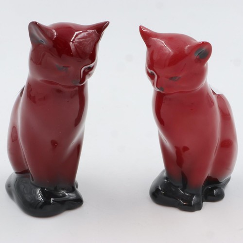 165 - Two Royal Doulton flambé seated cats, largest H: 13 cm. UK P&P Group 2 (£20+VAT for the first lot an... 