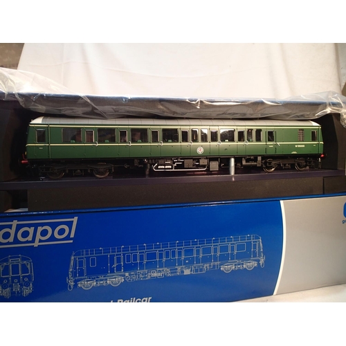 2023 - Dapol O gauge 7D-015-002, class 122, railcar, D55000, green, near mint, storage wear to box. UK P&P ... 