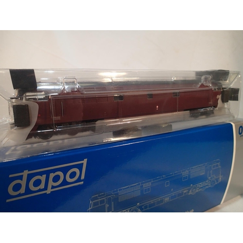 2159 - Dapol OO gauge 4D-003-006 class 52 diesel, BR maroon, D1065, Western Consort, near mint condition, b... 