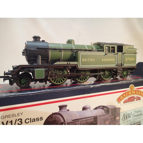 2305 - Bachmann 31-607, V3 tank, 67684, British Railways, Doncaster green, excellent condition, box with we... 