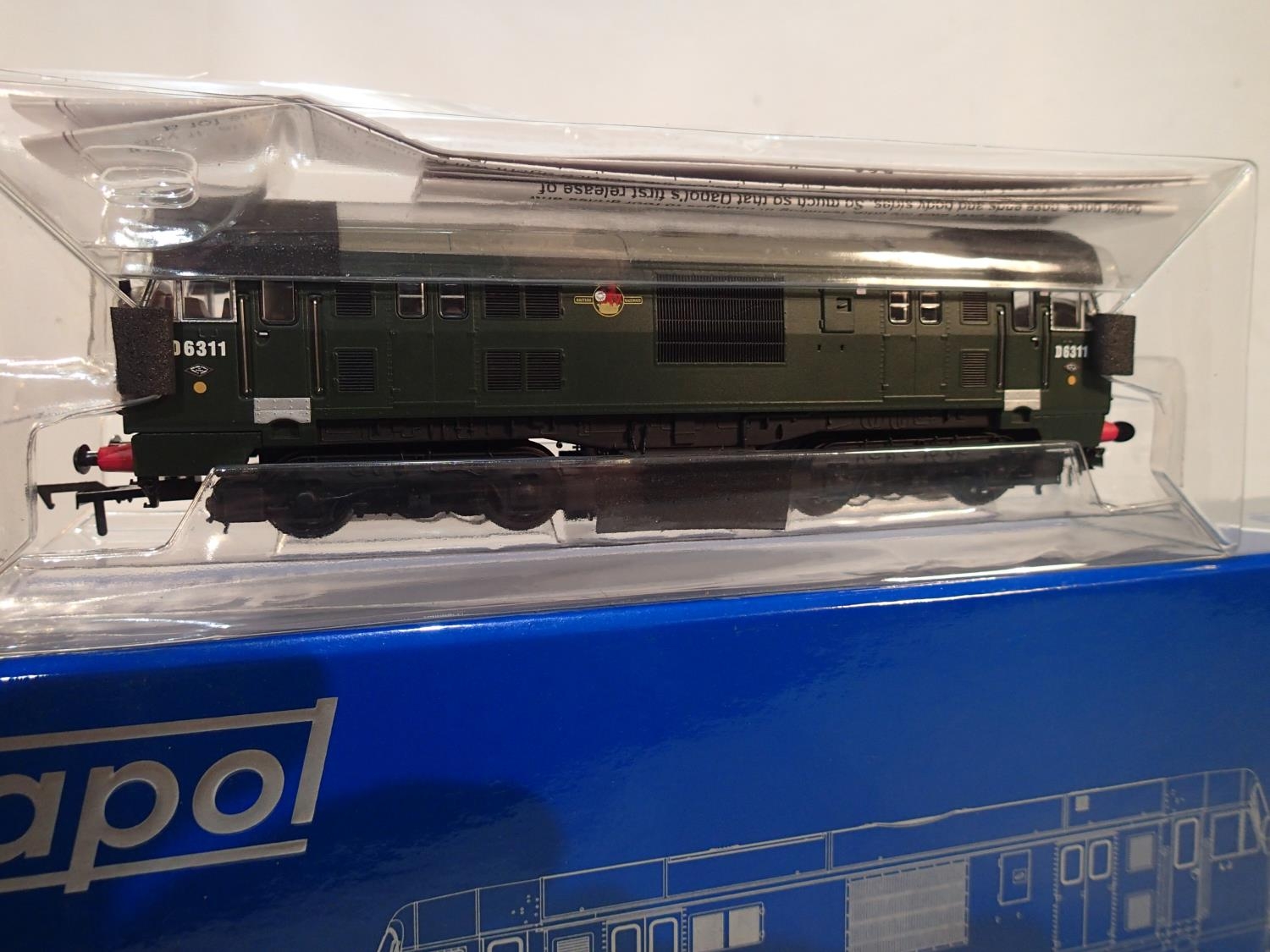 Dapol, 4D-012-003, class 22 diesel, D6311, green, late crest, near mint ...