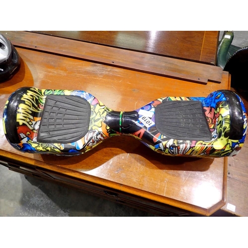 1019 - Smart City X-Treme Graffiti hover board. Not available for in-house P&P