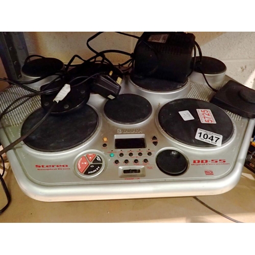 1047 - Yamaha drum machine with leads and pedal. All electrical items in this lot have been PAT tested for ... 