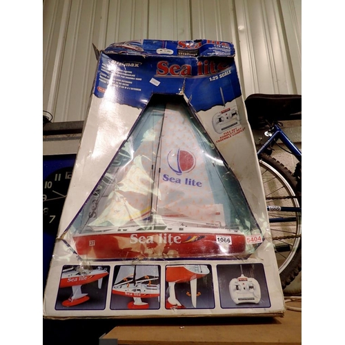 1066 - Boxed Ripmax sea lite 1:2 scale boat. Not available for in-house P&P