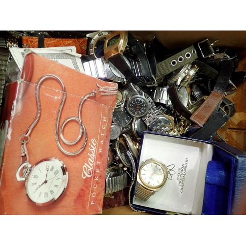 1172 - Quantity of wristwatches and watch parts. UK P&P Group 2 (£20+VAT for the first lot and £4+VAT for s... 