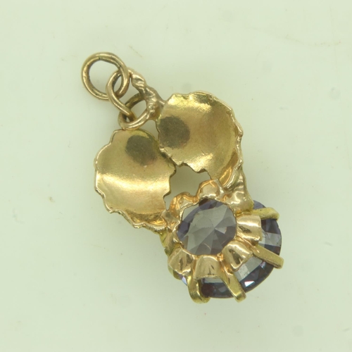 13 - 14ct gold amethyst set pendant, unmarked. UK P&P Group 0 (£6+VAT for the first lot and £1+VAT for su... 