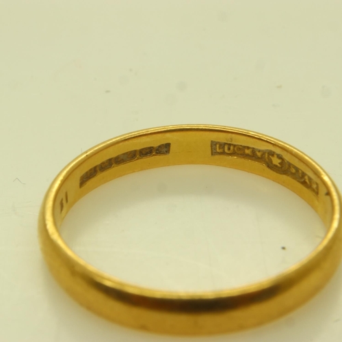 34A - Slim profile 22ct gold wedding band, size M, 2.9g. UK P&P Group 1 (£16+VAT for the first lot and £2+... 
