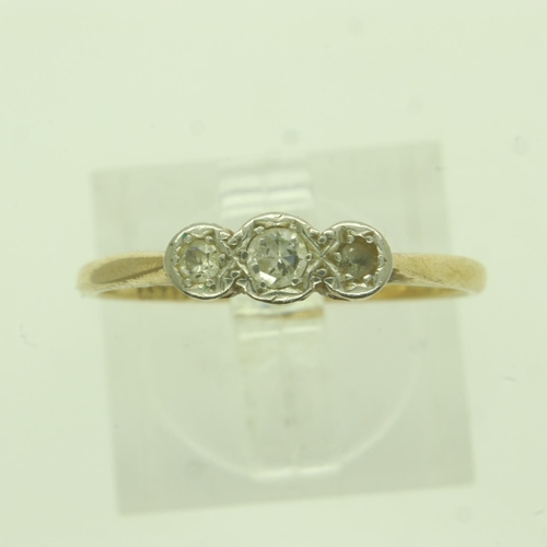 42A - An 18ct gold diamond set trilogy ring, size O/P, 1.9g. UK P&P Group 1 (£16+VAT for the first lot and... 