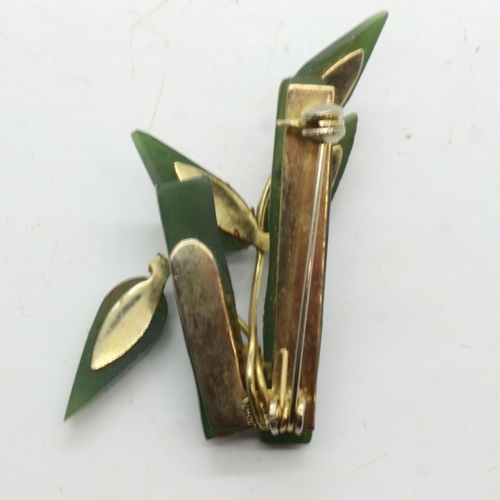 62 - Yellow metal mounted jade panel brooch in the form of a bamboo plant, H: 50 mm. UK P&P Group 1 (£16+... 