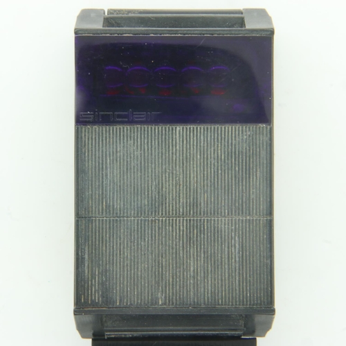 81 - SINCLAIR: Black gents LED wristwatch, time button functioning. UK P&P Group 1 (£16+VAT for the first... 