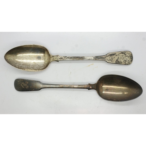 123 - Pair of Georgian hallmarked silver spoons, maker IB, London assay, combined 122g. UK P&P Group 1 (£1... 