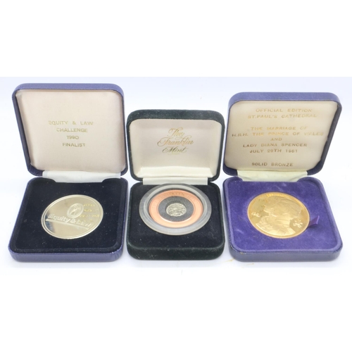 128 - Three boxed medallions including a cased Franklin Mint replica Roman silver coin. UK P&P Group 1 (£1... 