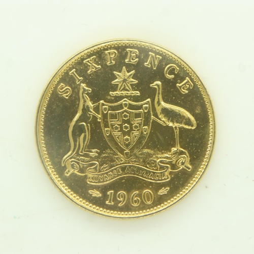 137 - 1960 Australian gold plated Silver sixpence. UK P&P Group 0 (£6+VAT for the first lot and £1+VAT for... 