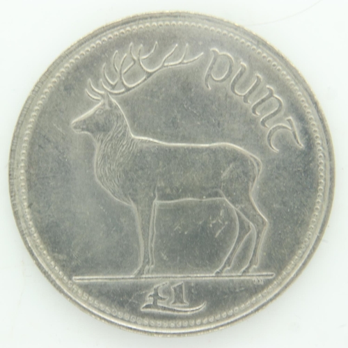 138 - 1990 Punt of Eire with Stag and harp. UK P&P Group 0 (£6+VAT for the first lot and £1+VAT for subseq... 