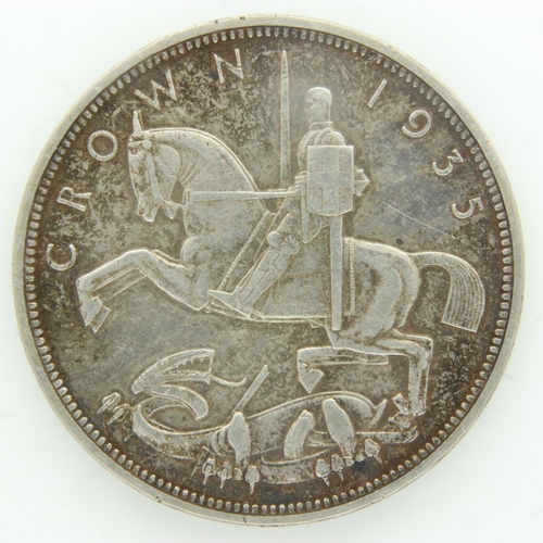 140 - Silver 1935 crown of George V. UK P&P Group 0 (£6+VAT for the first lot and £1+VAT for subsequent lo... 