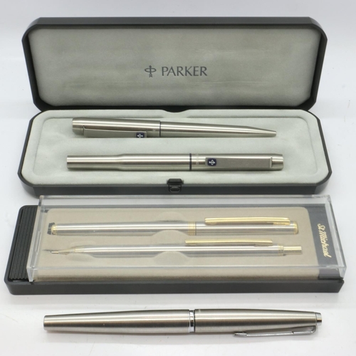 162 - PARKER: boxed two-pen set, Parker 45 and a further boxed pen set. UK P&P Group 1 (£16+VAT for the fi... 