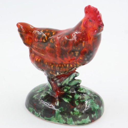 232 - Anita Harris hen, signed in gold, no cracks or chips, H: 14 cm. UK P&P Group 1 (£16+VAT for the firs... 