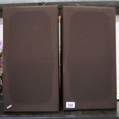 358 - Pair of B&W DM10 speakers. Not available for in-house P&P