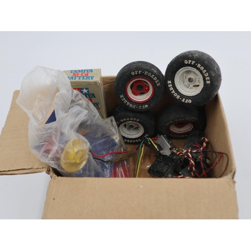 2525 - Acoms AP227 MKII radio control of roader model buggy with accessories. Not available for in-house P&... 