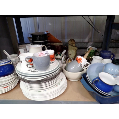 1175 - Shelf of mixed ceramics, including part dinner services and masonry ceramics. Not available for in-h... 