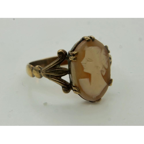 15 - 9ct gold cameo ring, size Q, 2.6g. UK P&P Group 0 (£6+VAT for the first lot and £1+VAT for subsequen... 