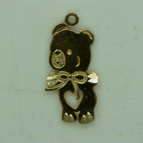 34 - 9ct gold teddy bear charm/pendant, 0.7g. UK P&P Group 0 (£6+VAT for the first lot and £1+VAT for sub... 