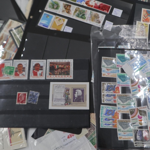 387 - Case of mixed world stamps. Without case UK P&P Group 2 (£20+VAT for the first lot and £4+VAT for su... 