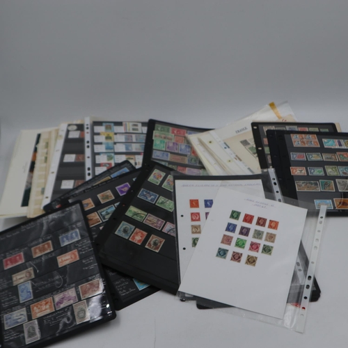 405 - Case of mixed GB and world stamps, Victorian and later. Without case UK P&P Group 2 (£20+VAT for the... 