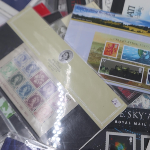 408 - Case of low value and pre-decimal, mint stamp sets. Without case UK P&P Group 2 (£20+VAT for the fir... 