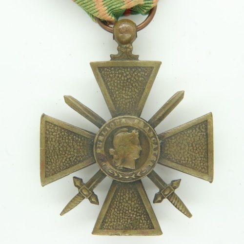 2249 - French WWI croix de guerre. UK P&P Group 0 (£6+VAT for the first lot and £1+VAT for subsequent lots)