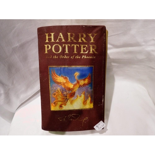 1044 - Harry Potter The Order Of The Phoenix, first edition, damaged. Not available for in-house P&P