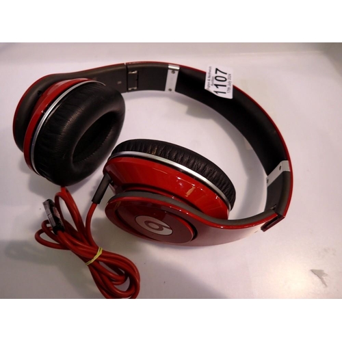 1107 - Beats Red studio headphones with cable. UK P&P Group 2 (£20+VAT for the first lot and £4+VAT for sub... 