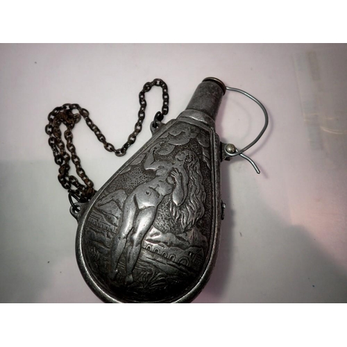 1111 - Pewter powder flask featuring a nude. UK P&P Group 1 (£16+VAT for the first lot and £2+VAT for subse... 