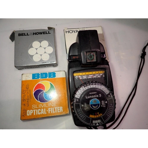 1147 - Gossen Lunasix 3 light meter and various filter. UK P&P Group 1 (£16+VAT for the first lot and £2+VA... 