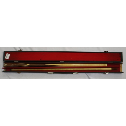 2020 - Tecno two piece snooker cue in carry case. Not available for in-house P&P