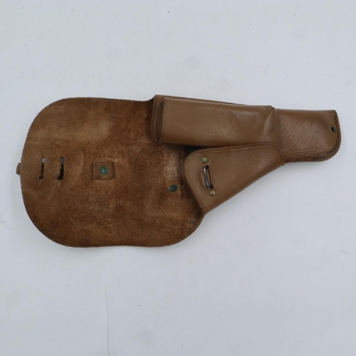 2052 - Contemporary khaki leather Luger holster. UK P&P Group 1 (£16+VAT for the first lot and £2+VAT for s... 