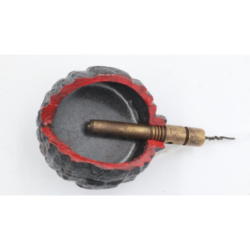 2054 - WWI Imperial German Cutaway Kugal (Ball) Grenade. UK P&P Group 2 (£20+VAT for the first lot and £4+V... 