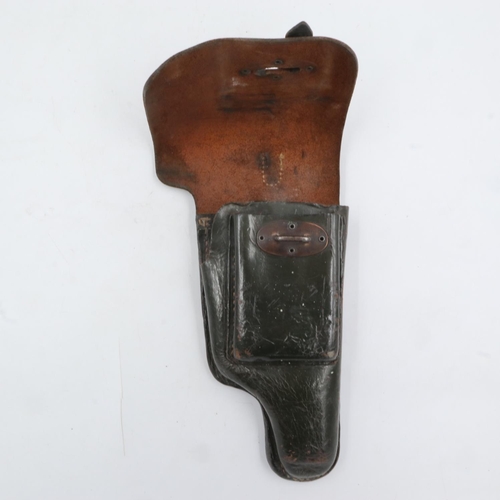 2062 - Olive green leather holster. UK P&P Group 1 (£16+VAT for the first lot and £2+VAT for subsequent lot... 