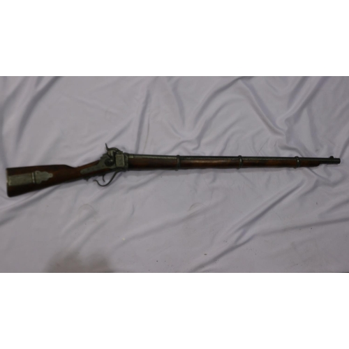 2078 - Replica flintlock rifle. UK P&P Group 3 (£30+VAT for the first lot and £8+VAT for subsequent lots)