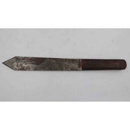 2142 - A WWI trench-made fighting knife. UK P&P Group 2 (£20+VAT for the first lot and £4+VAT for subsequen... 