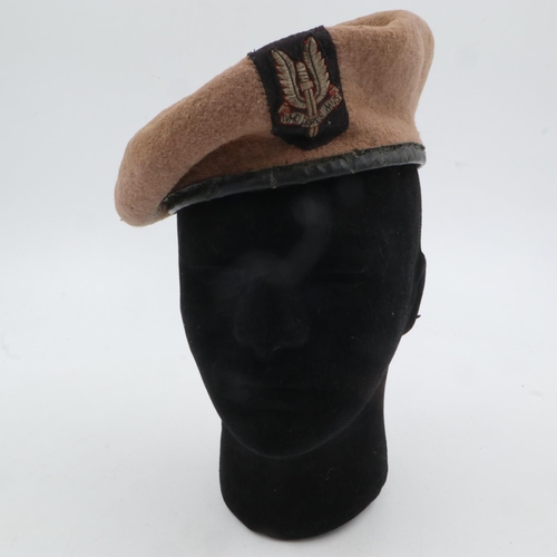 2158 - 1950s SAS Beret. Maker: Kangol. UK P&P Group 1 (£16+VAT for the first lot and £2+VAT for subsequent ... 