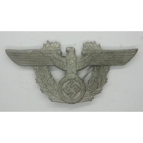 2204 - WWII German Stadt Police pouch badge. Maker: Assmann. UK P&P Group 0 (£6+VAT for the first lot and £... 