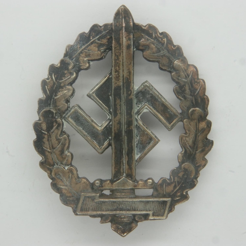 2206 - WWII German Disabled Veterans silver sports grade badge. UK P&P Group 0 (£6+VAT for the first lot an... 